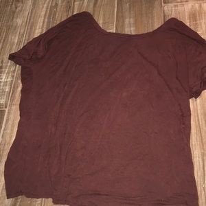 Thin maroon t-shirt
